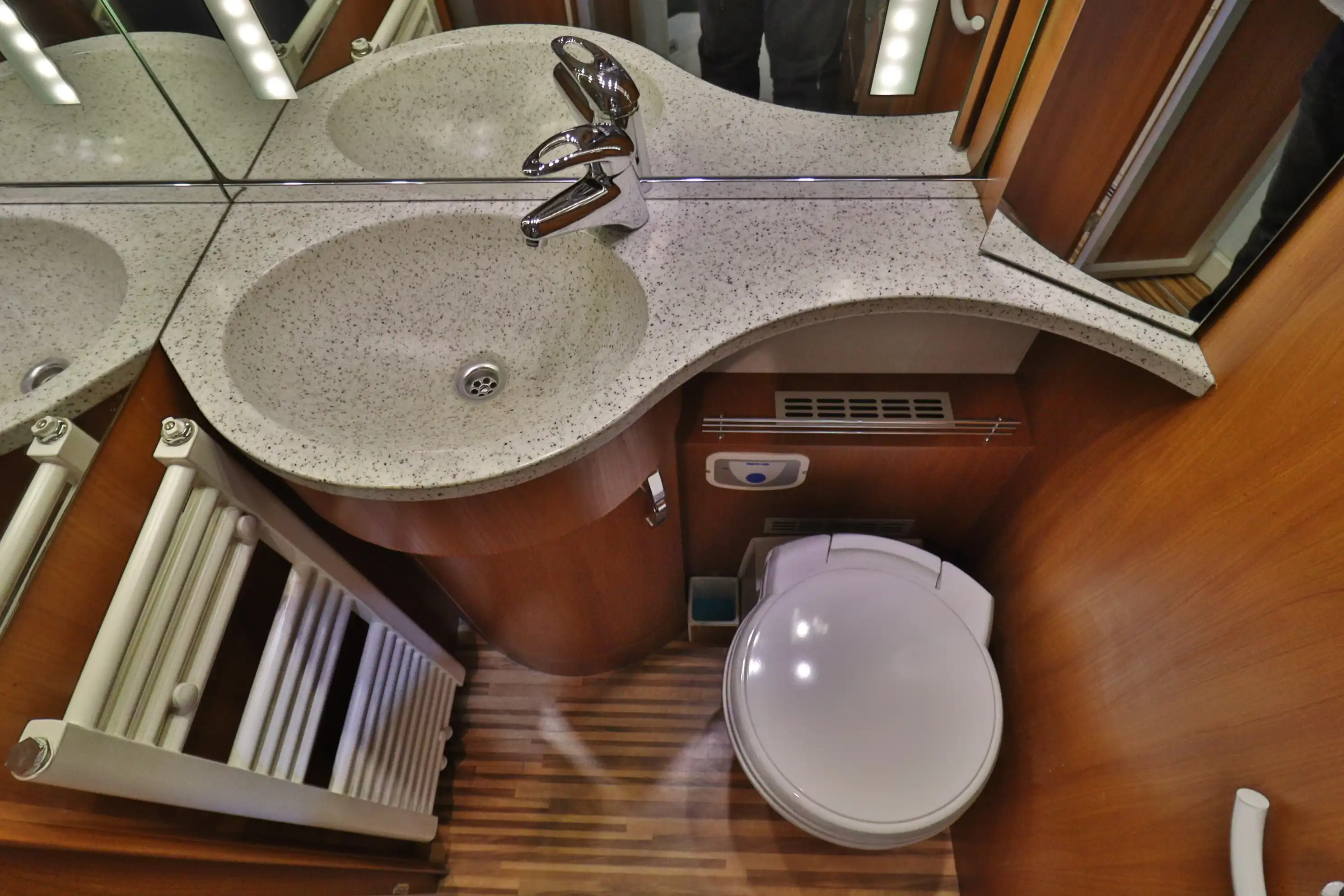 FRANKIA I 680 BD LuxuryClass